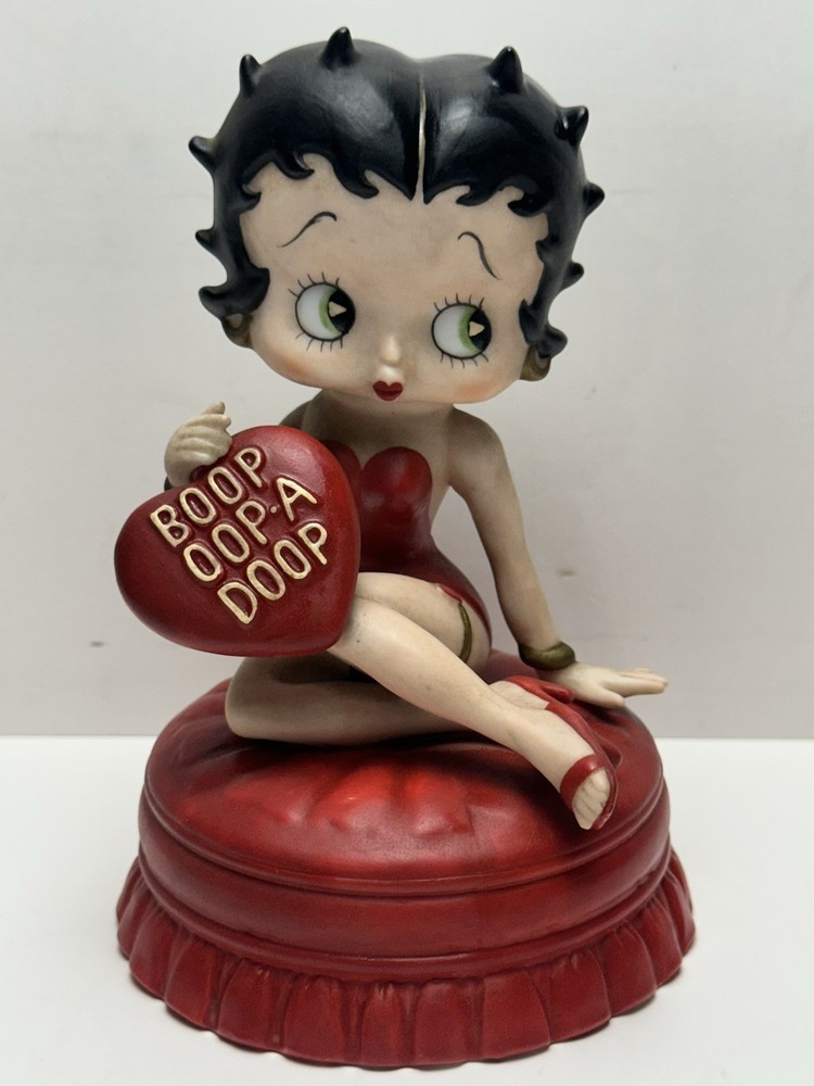 1997 Betty Boop Musical Figurine Heart Theme Works Vintage Collectible