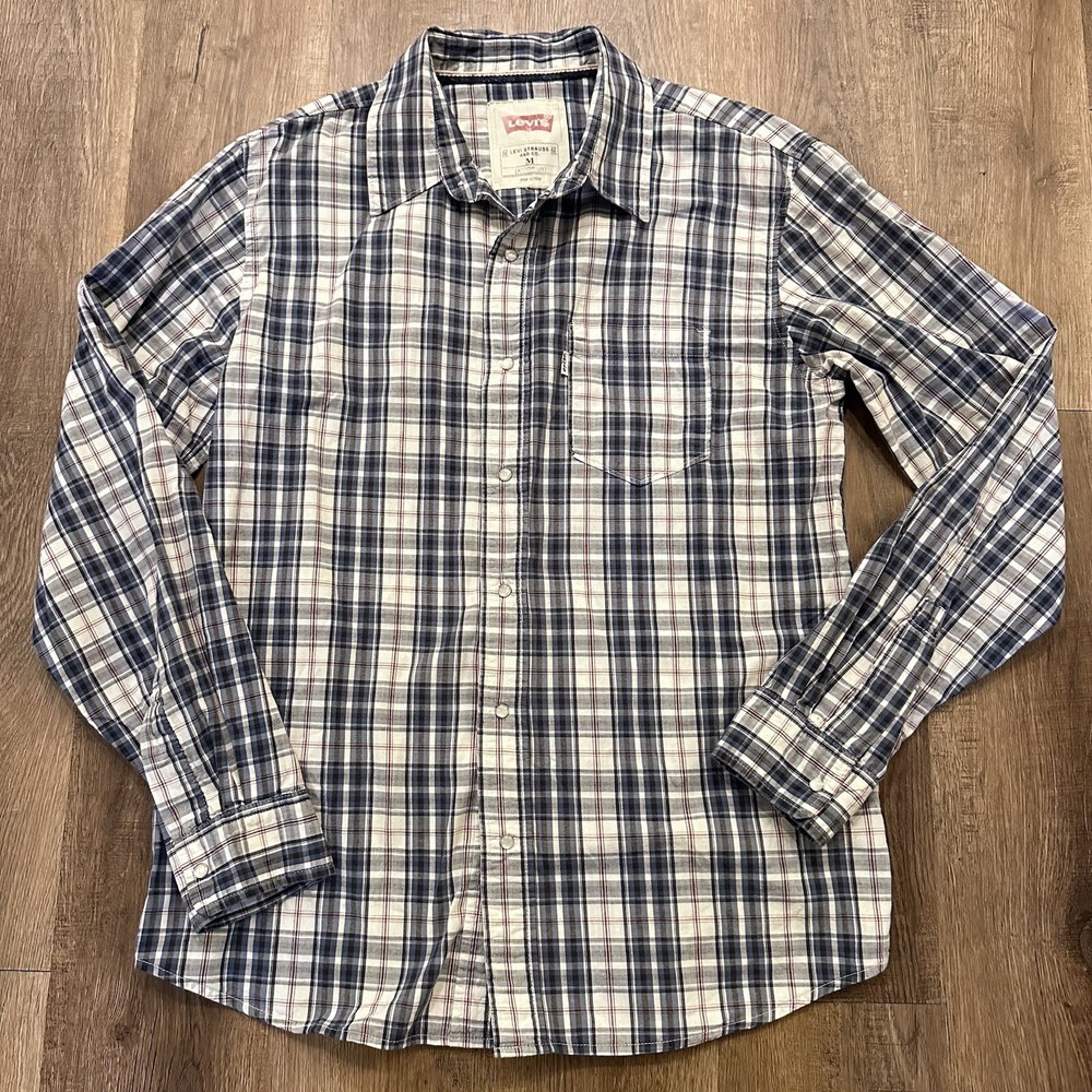 Levi Strauss  Pearl Snap Modern Fit Casual Men's Medium Western Plaid ￼￼