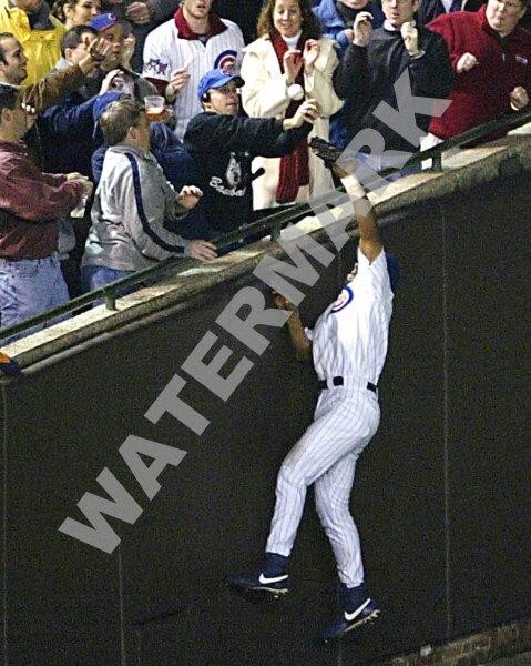 MOISES ALOU Chicago Cubs Glossy 8 x 10 Photo Poster