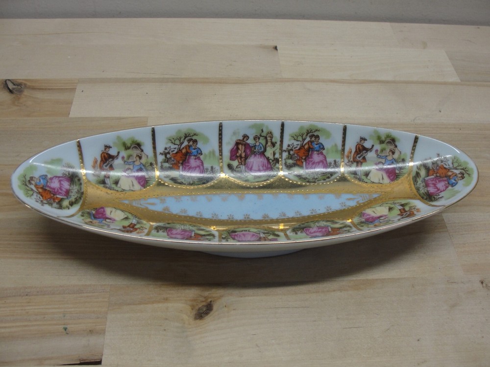 VINTAGE ROYAL VIENNA COURTING COUPLE RELISH DISH 1102