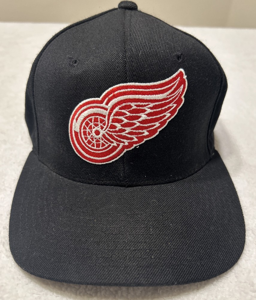 Vintage Starter Detroit Red Wings Hat Strapback Cap Black Adjustable NHL Hockey