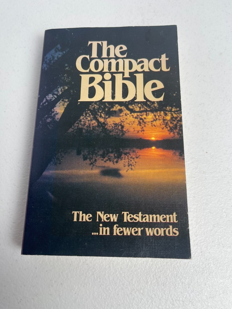 Compact Bible by Oak Tree Press 1st Edition 1981