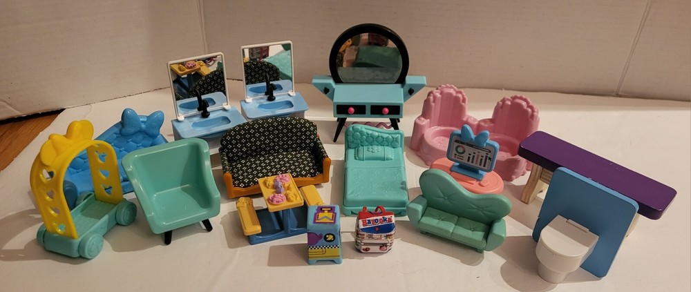 Lot 16 Pcs LOL OMG DollHouse Furniture Disney Mattel Kid Kraft Toys Assorted