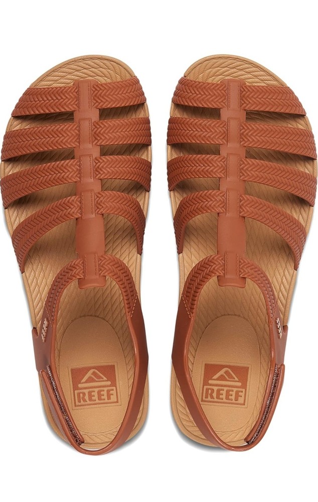 REEF Sandals Water Beachy Fisherman For Girls.  Size 5