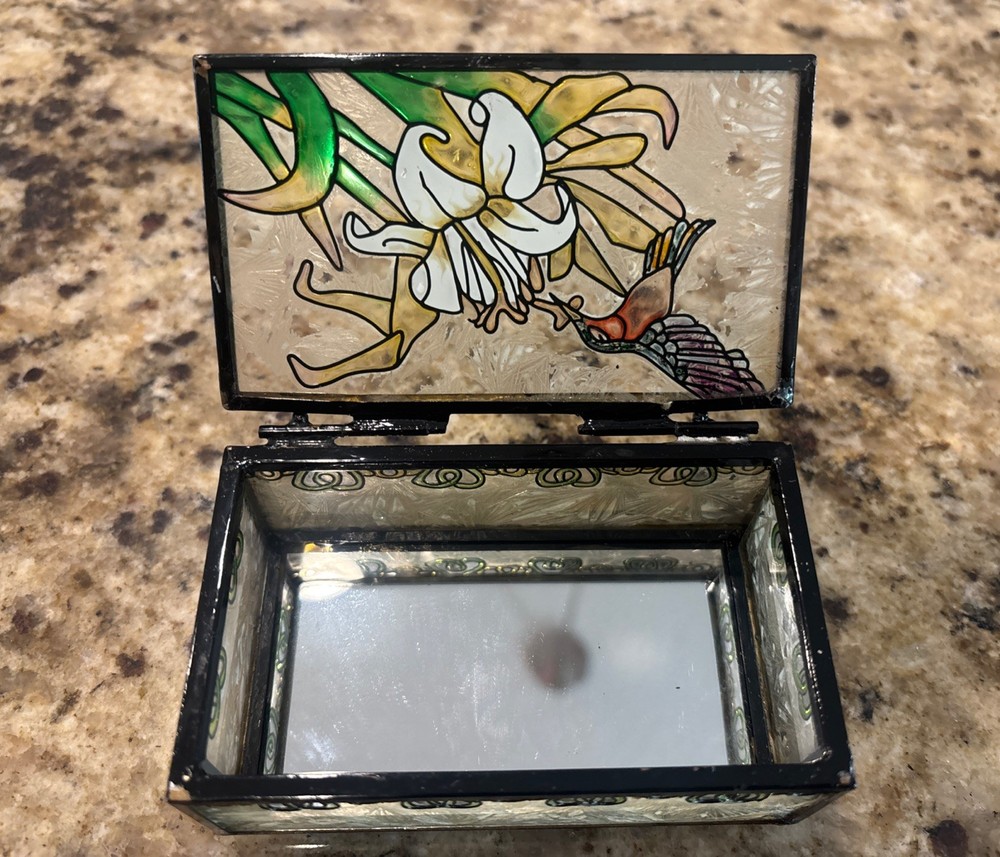 Tiffany Style Humming Bird Trinket Box