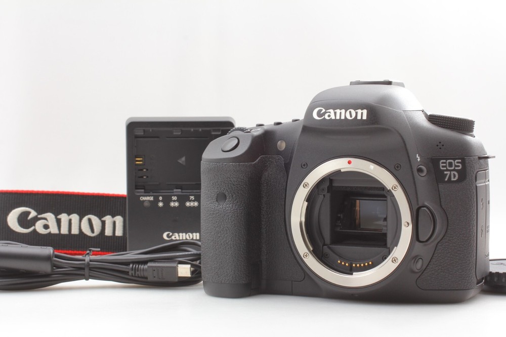 [Top MINT/ SC-9498] Canon EOS 7D 18.0 MP Digital SLR Camera From Japan 5A23