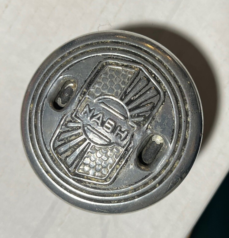 Single 1920s Brass Era Nash Threaded Dust Cover Hub Center Grease Cap (903I)