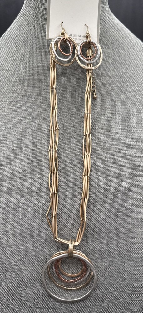 Jewelry Set Necklace Earrings 5 Rows Tubular Beads 5 Metal Circles Pendant