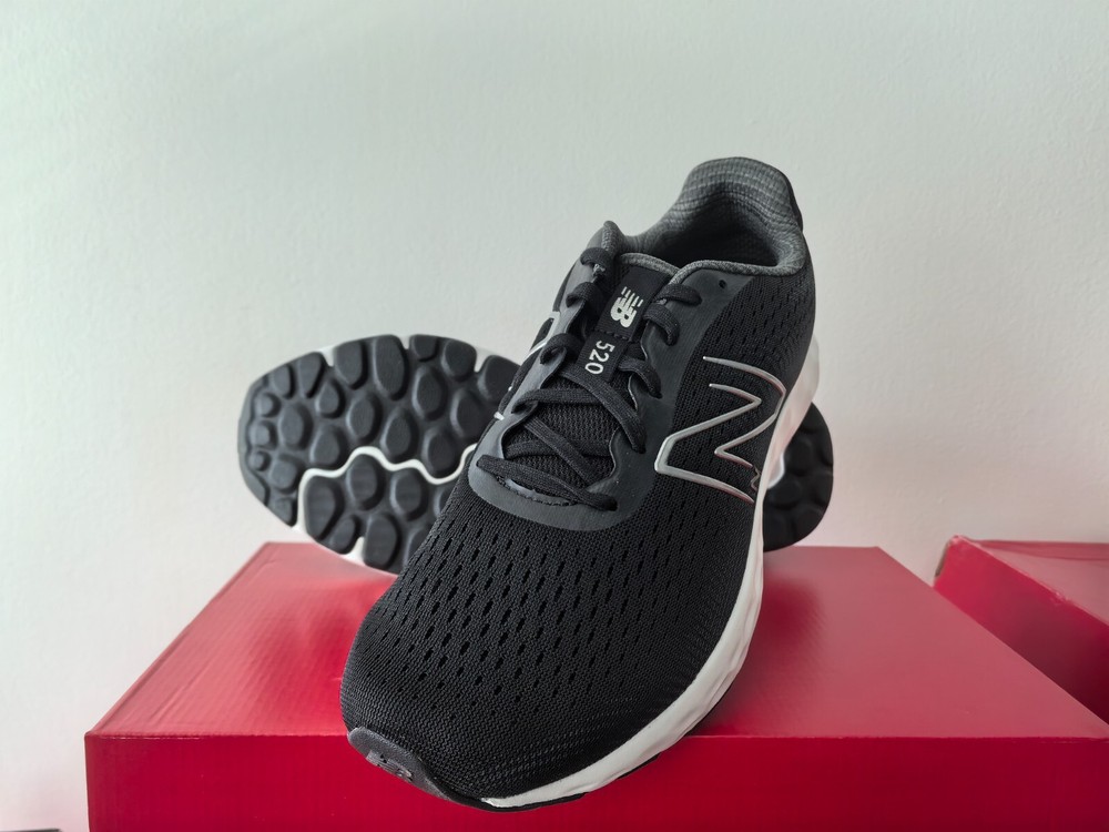 New! Mens New Balance 520 v8 Running Shoes Sneakers 10.5 Wide