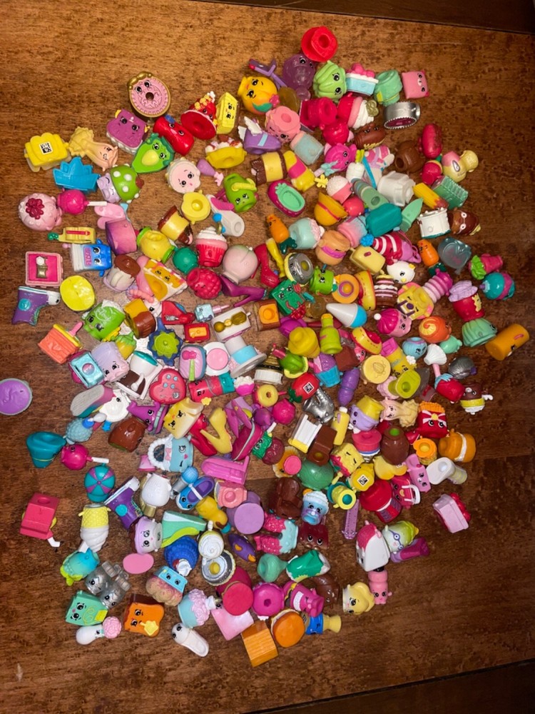 SHOPKINS Large Lot Characters Mixed Seasons and Series Lot 1
