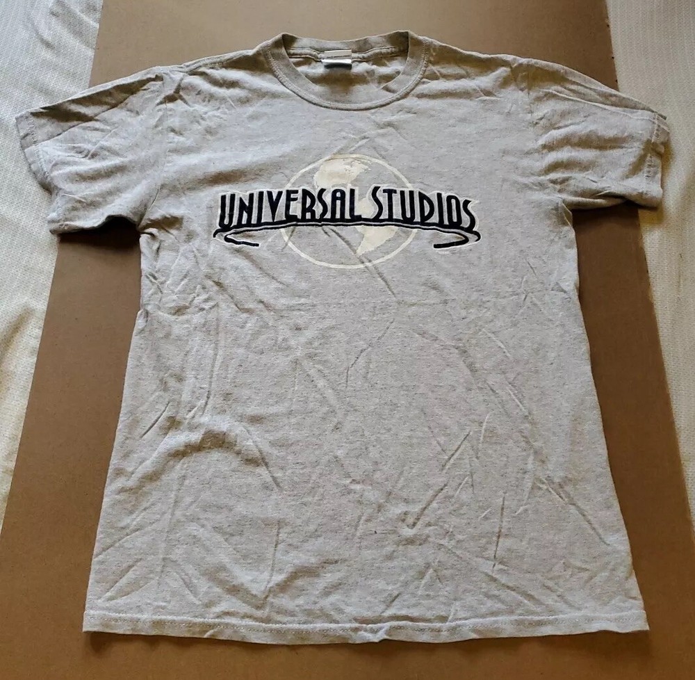 Vintage Y2K Gray Universal Studios Graphic Logo T Shirt Size Small