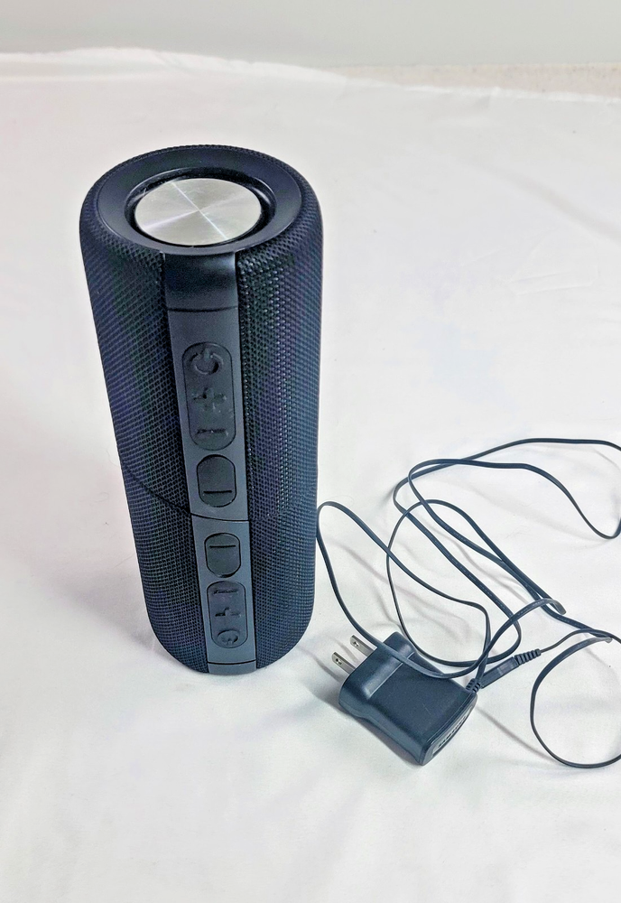 Vivitar SPK-2N1-FD Bluetooth Wireless 2-in-1 Detachable Portable Speakers Black