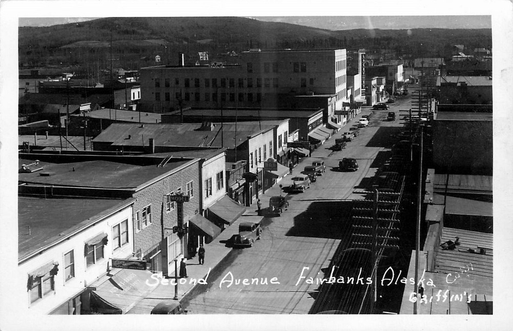 1940s Fairbanks Alaska Second Avenue Birdseye autos RPPC Postcard 25-10847