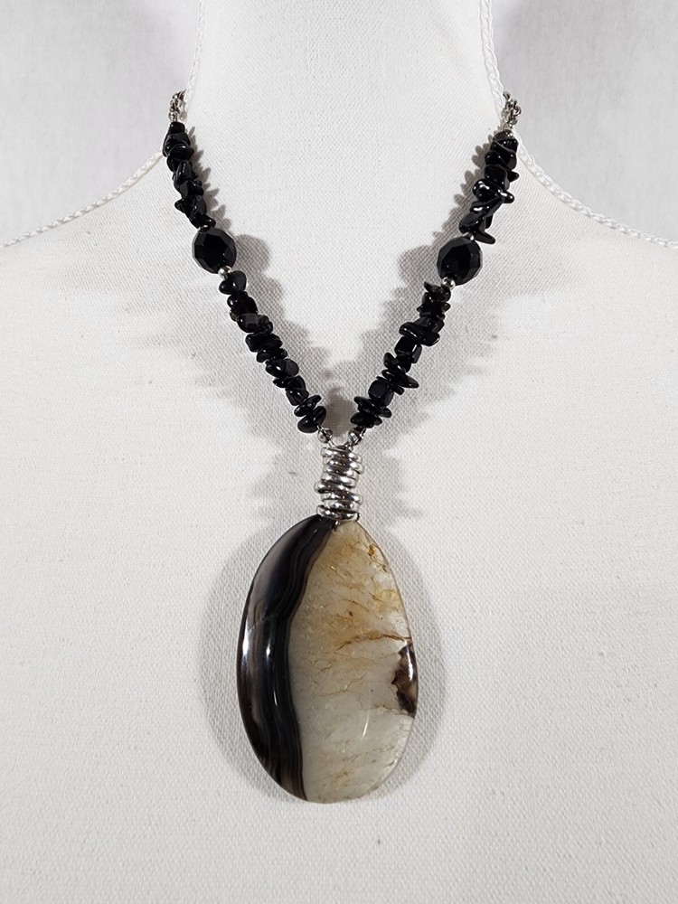 Chicos Onyx Black Glass Boho Pendant Necklace