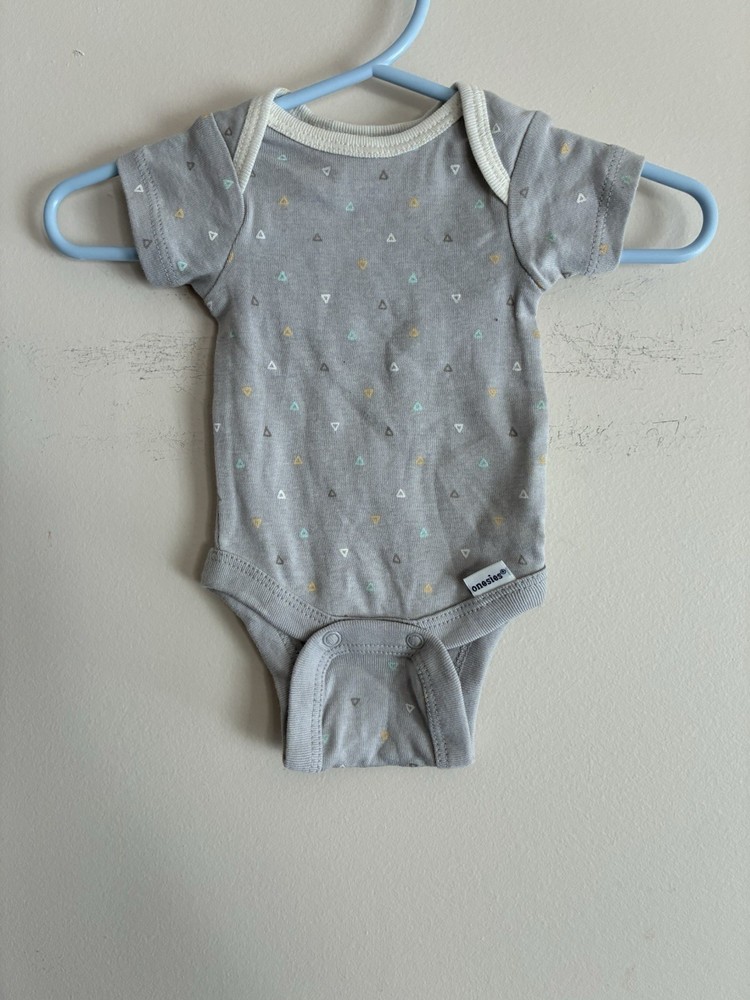 Gerber Baby Boy Patterned 100% Organic Cotton Short Sleeve Bodysuit Gray Preemie