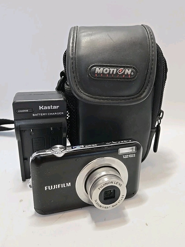 Fujifilm FinePix JV100 12.2MP Digital Camera Black with Case Battery Charger