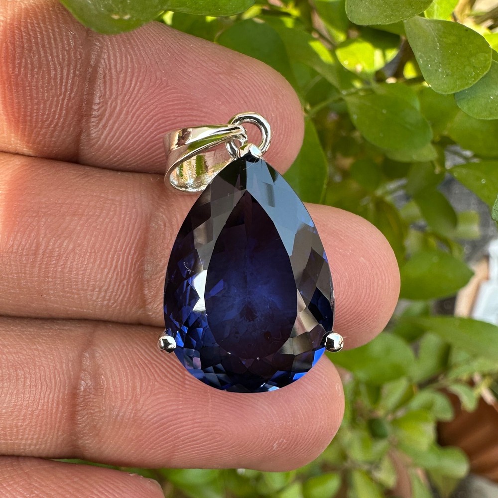 Certified Natural Blue Sapphire 38 Ct Loose Gemstone 925 Silver Pendant.
