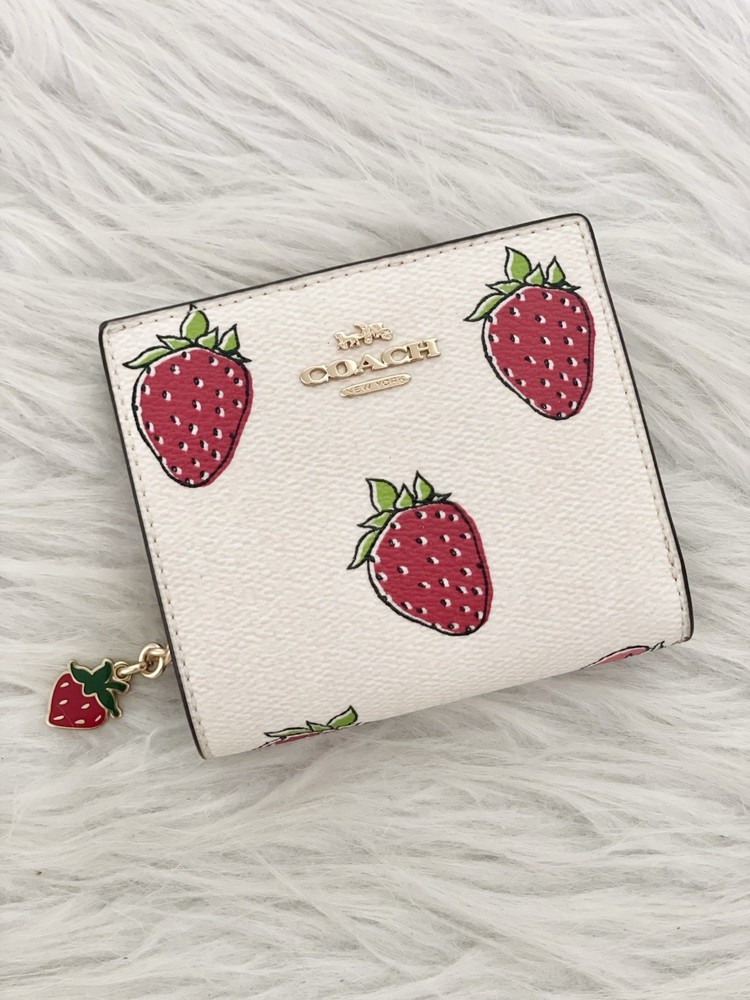 NWT Coach CAP18 Snap Wallet With Strawberry Print In Gold/Chalk Multi