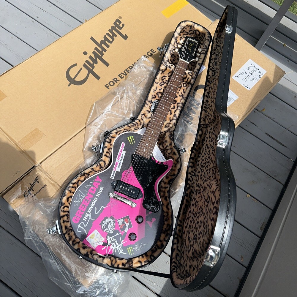 BILLIE JOE ARMSTRONG Entire Band SIGNED Les Paul Guitar GREEN DAY Rare Promo