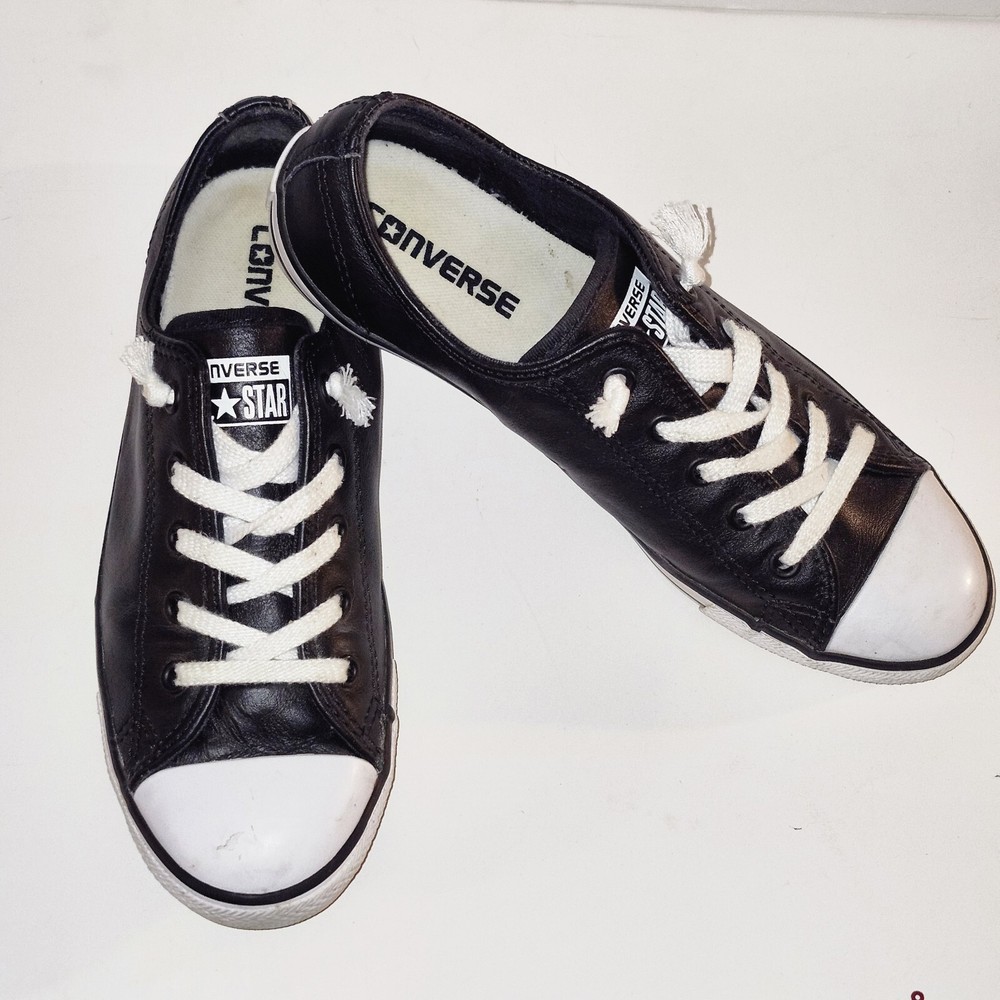 Converse All Star Woman Black Leather Low Top Shoe/Sneaker-US SZ 7-Lightly Worn