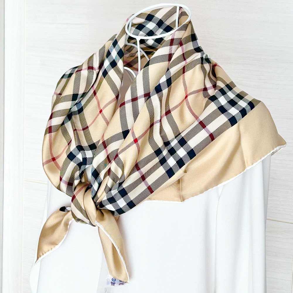 Burberrys Nova Check Scarf Square 34
