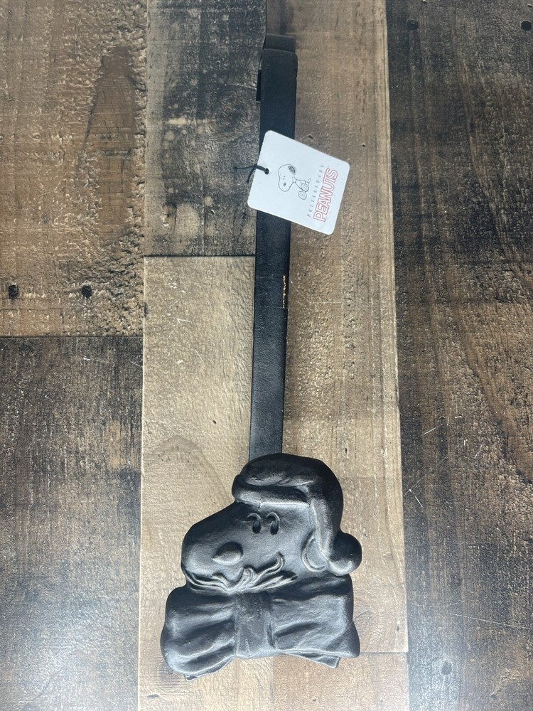 Vintage Peanuts Wreath Hanger by Pottery Barn - Like New