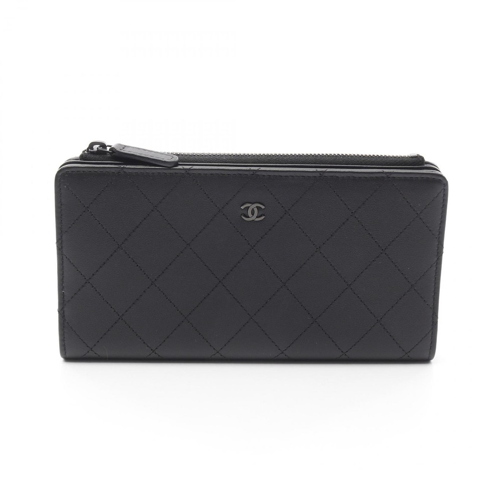 CHANEL Matelasse So Black Bi-fold Purse Wallet Calfskin Leather Black Used Women