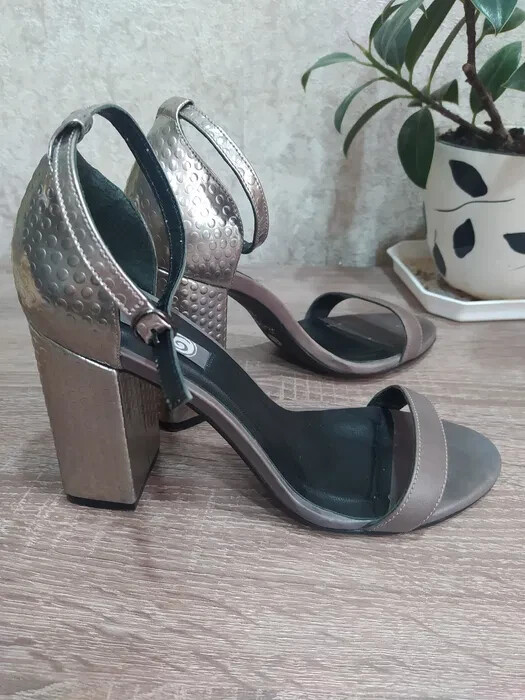 Women's Leather Block Heel Sandals 3.9 Inch Dressy Office Party Shoes