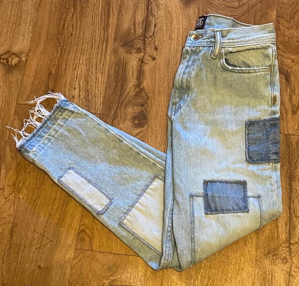 BDG Urban Outfitters Dad Slim Taper Fit Patch Jeans - Size 29x30