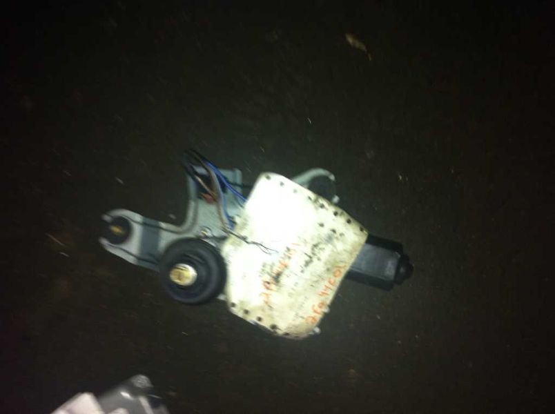 93-98 Saab 9000 Rear Wiper Motor Replacement