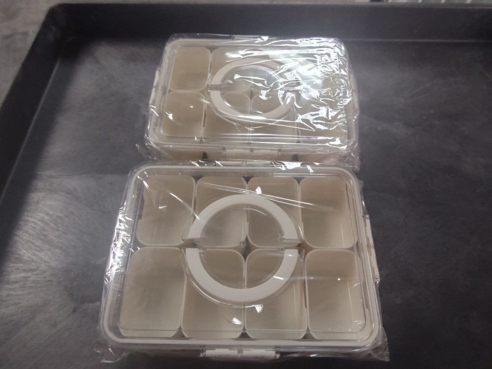 2Pcs Clear Divided Snackle Box Charcuterie Serving Tray Container