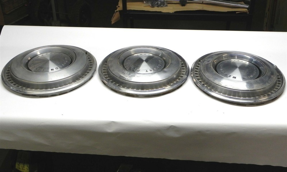 1971-72 LINCOLN MERCURY 15-INCH HUB CAPS SET OF 3 SOME DENTING AND CURB RASH