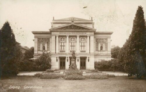Postcard Leipzig Gewandhaus (No. 768) -II