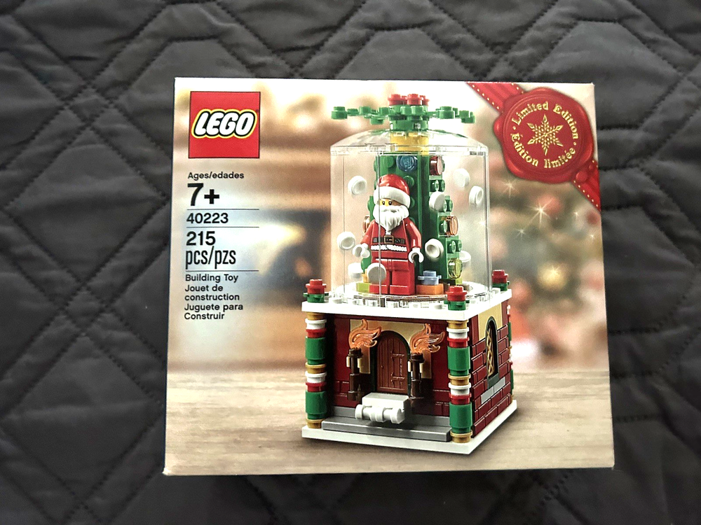 LEGO Seasonal Snowglobe Building Set 40223 Winter Holiday Decor-image