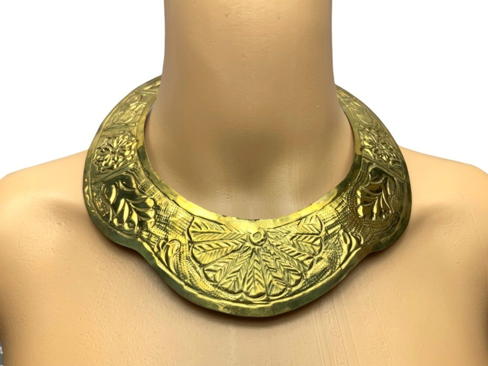 Floral Stamped Torque/Choker, Brass, Gold Toned, 4-1/2 Circumference, Vintage