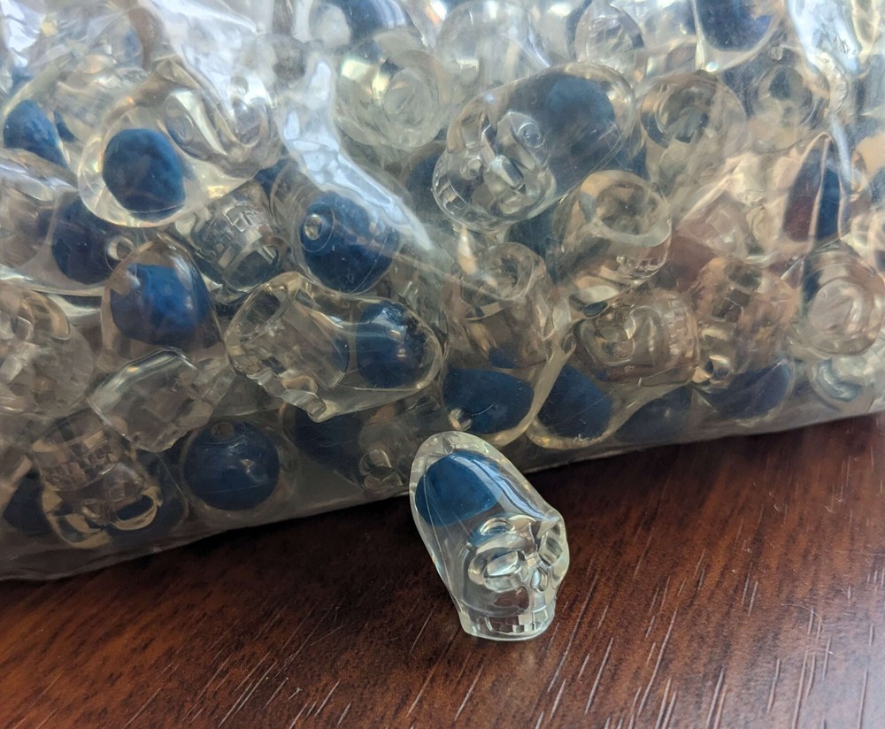 LEGO Indiana Jones 62709pb01 -- Trans-Clear Crystal Skull w/ Blue Brain -- MINT