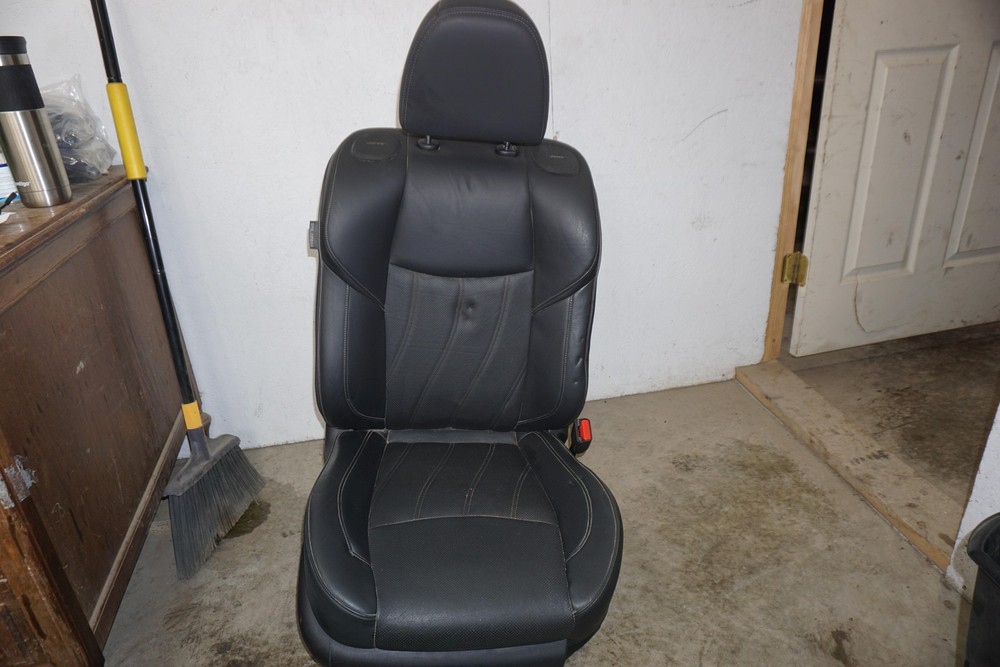 2014-2019 Infiniti Q70 Front Driver Seat Bose Leather Used OEM (87350-6AJ2B) LH