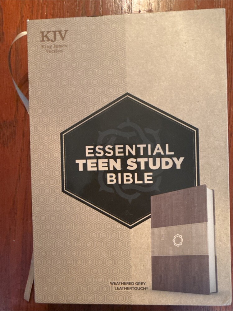 KJV Essential Teen Study Bible, Weathered Grey LeatherTouch by Holman Bible...