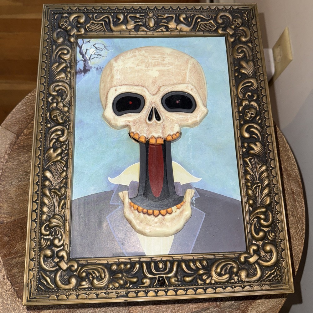 Halloween Screaming Skeleton Motion Picture Frame 1998 Paper Magic Group