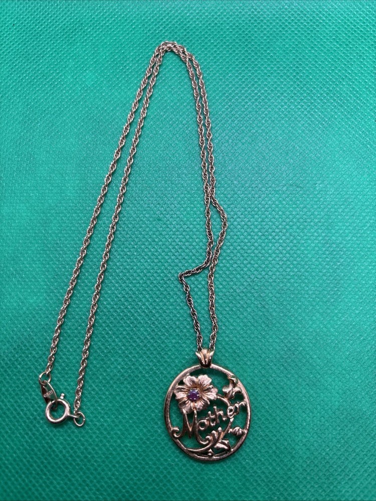 Avon Mother's Day Vintage Pendant Chain Necklace Gold Tone With Red Ruby Round