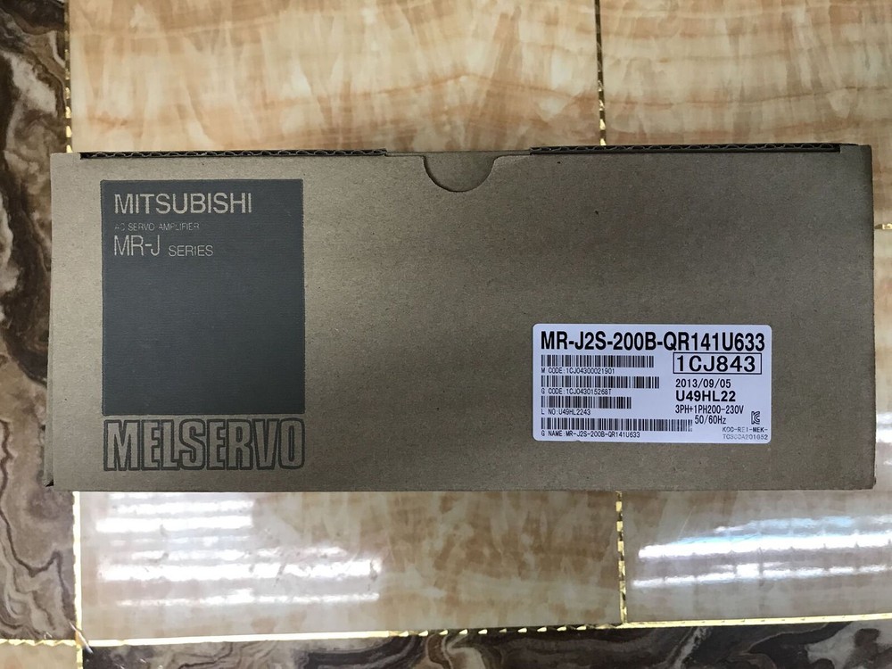1PC Brand New Mitsubishi servo drive MR-J2S-200B-QR141U633 1 year warranty