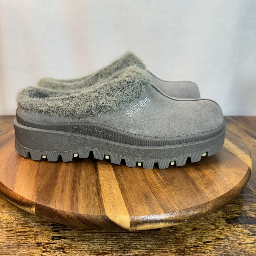 Skechers Shoes Womens Size 6 Gray Suede Clog Mule Lug Sole Faux Fur 45703