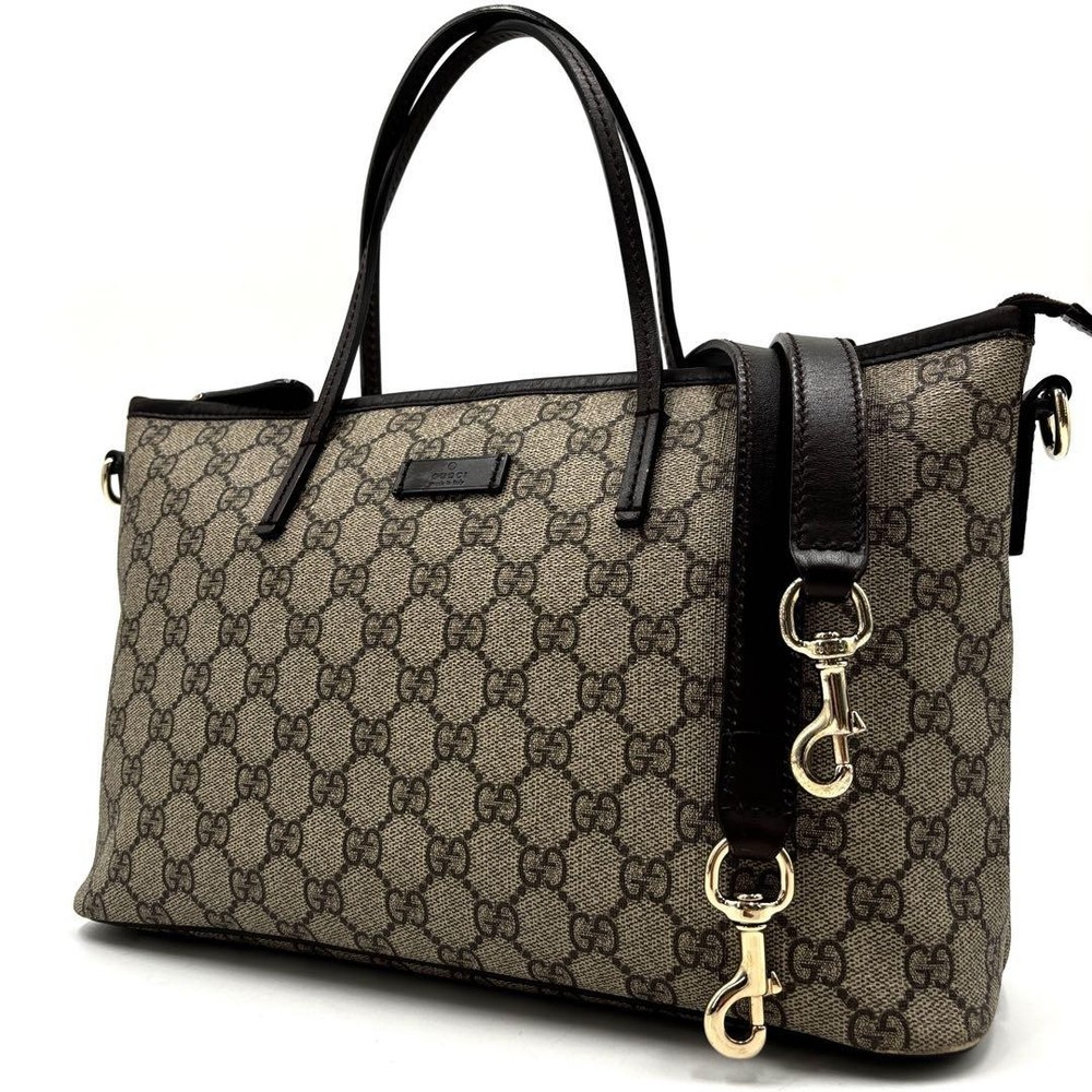 Gucci GG Supreme Brown 2-Way Shoulder Bag with Logo Plate