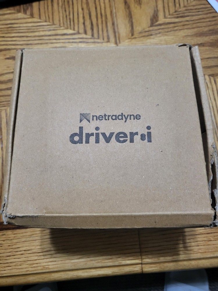 Netradyne Driver-i 2AM8R-D210 Fleet Safety Dash Camera Driveri
