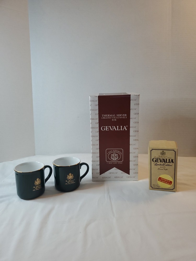 GEVALIA Kaffe Coffee Thermal Server 1 Quart Hunter Green  Z09 WITH  2 Cups