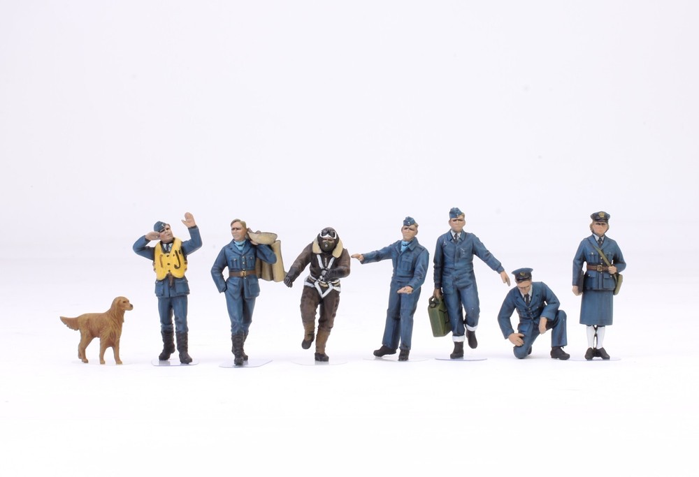 PreSale Set 08 Pro-Painted Figures 1:48 RAF Pilots and Crews WW2-image