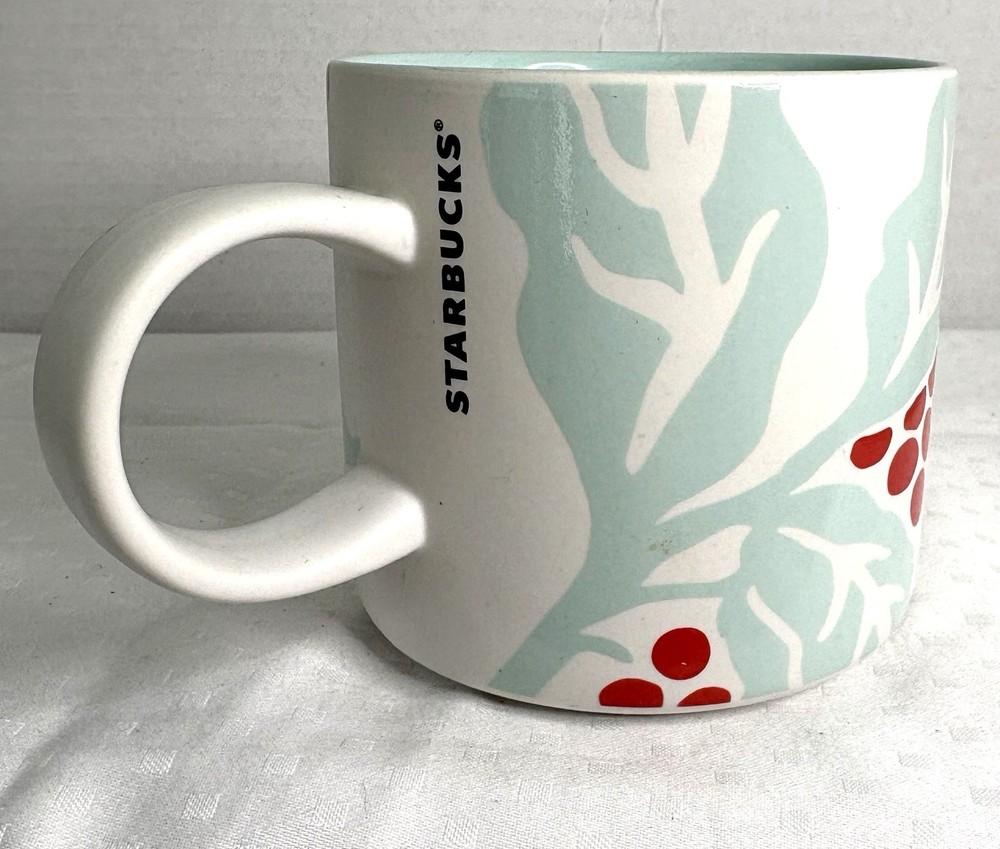 Starbucks 2018 Holly Berry 12 Oz Ceramic Holiday Mug  