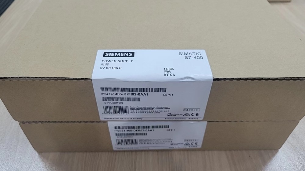 NEW Siemens 6ES7 405-0KR02-0AA1 6ES7405-0KR02-0AA1 SIMATIC S7-400 Power Supply