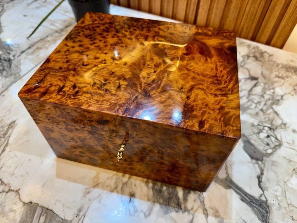 Moroccan thuya wood burl lockable jewelry box organizer with key