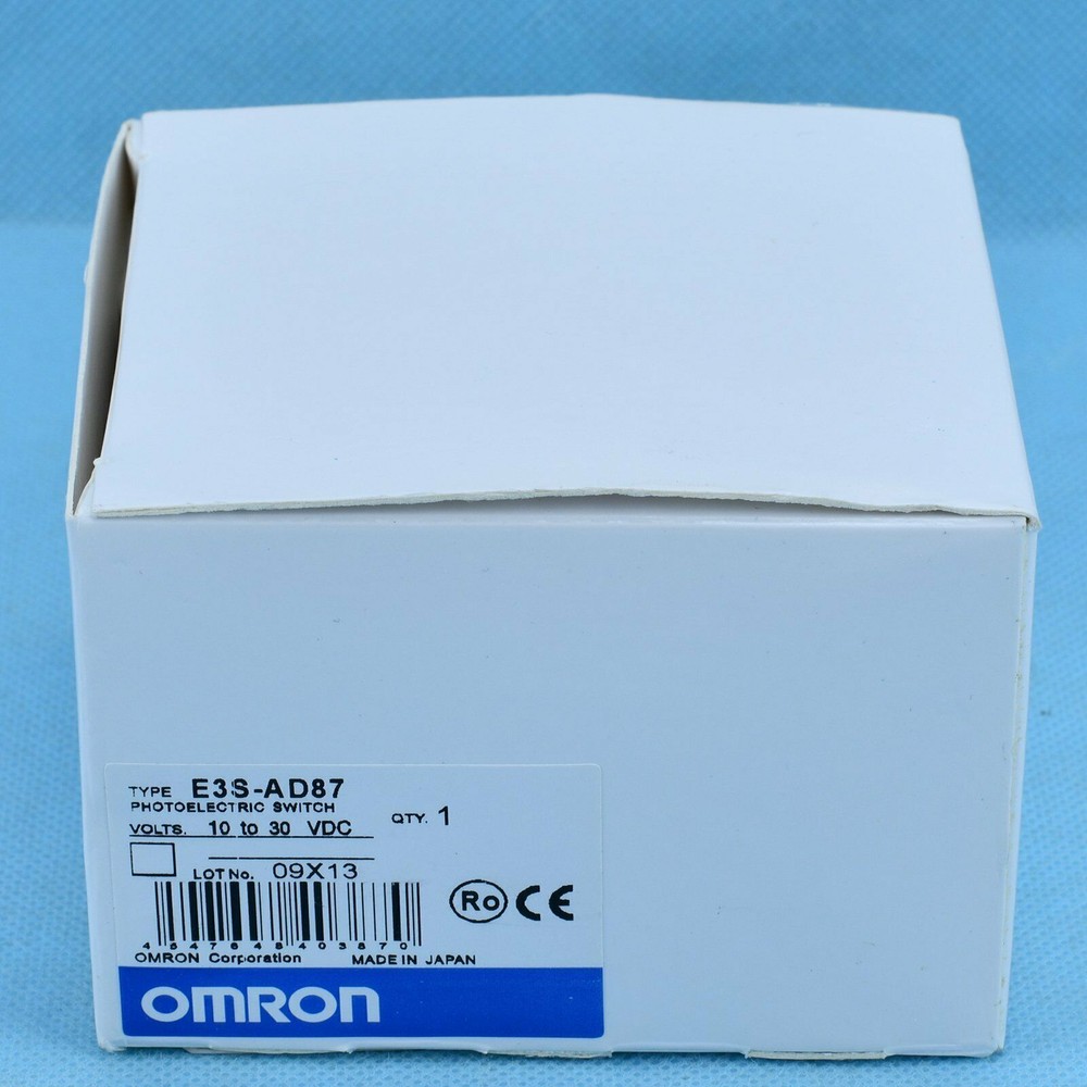 E3S-AD87 E3SAD87 New Omron Photoelectric Switch New in box free shipping
